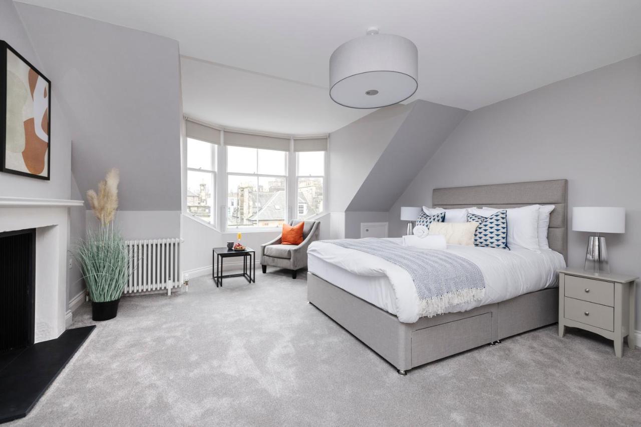 Altido Gorgeous Flat Overlooking Edinburgh Castle Екстер'єр фото