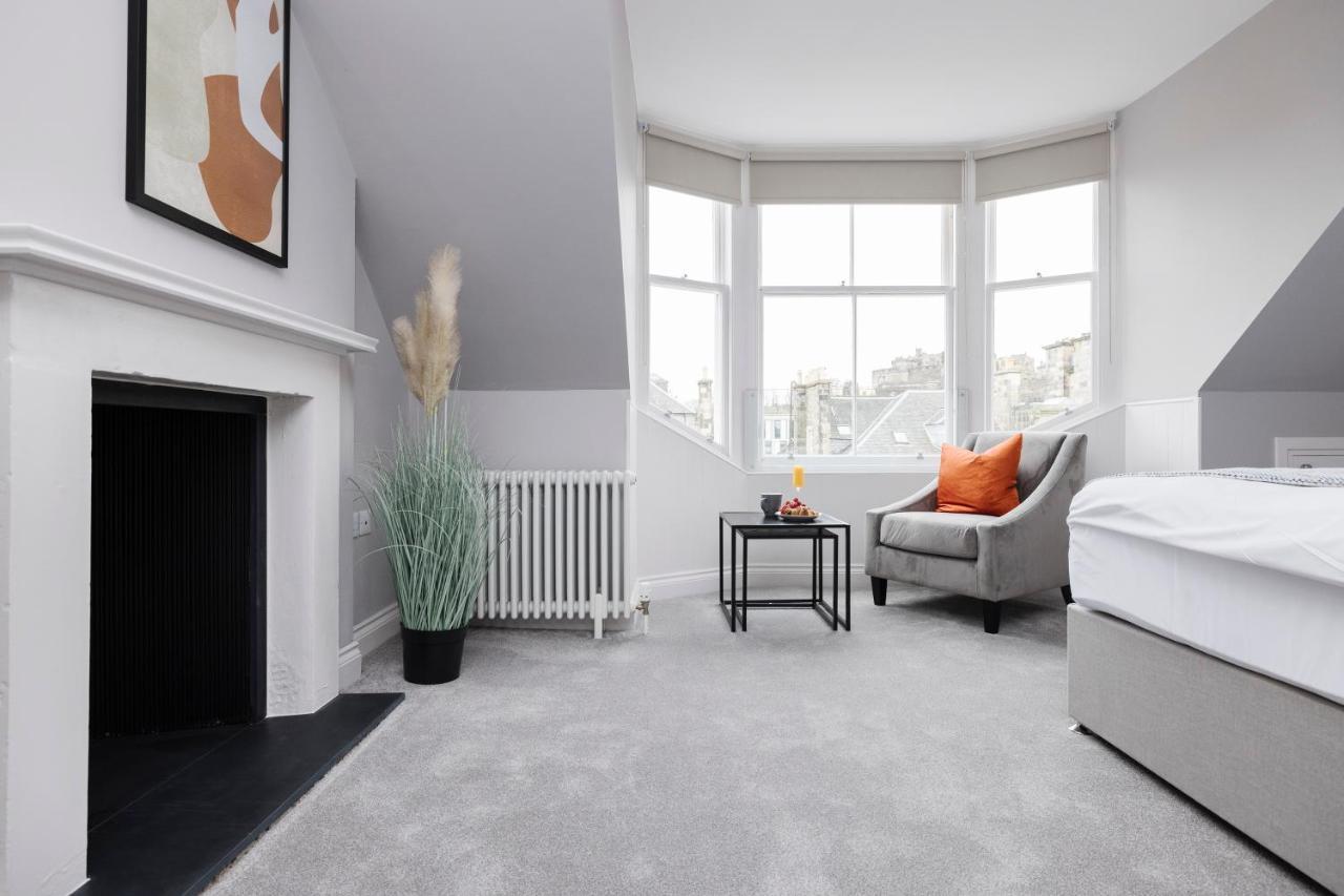 Altido Gorgeous Flat Overlooking Edinburgh Castle Екстер'єр фото