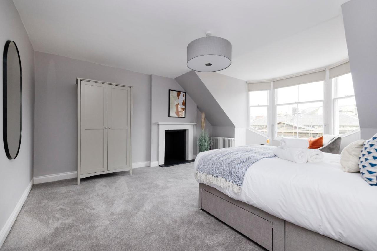 Altido Gorgeous Flat Overlooking Edinburgh Castle Екстер'єр фото